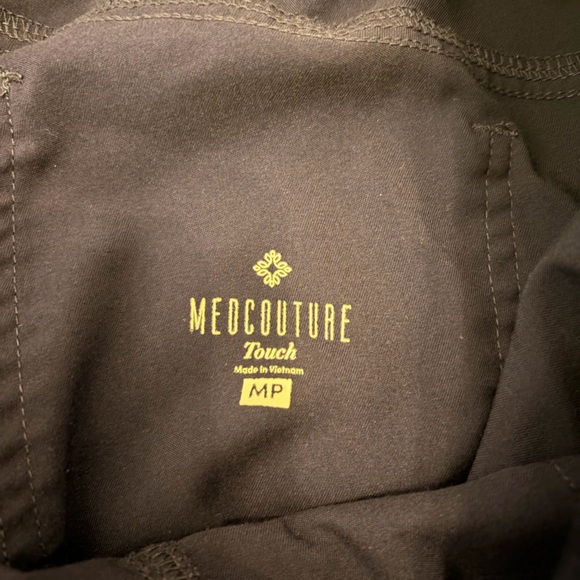 Womens Med Couture Navy scrub set - Picture 3 of 9